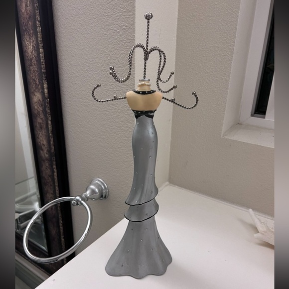 Necklace holder stand - Picture 4 of 5